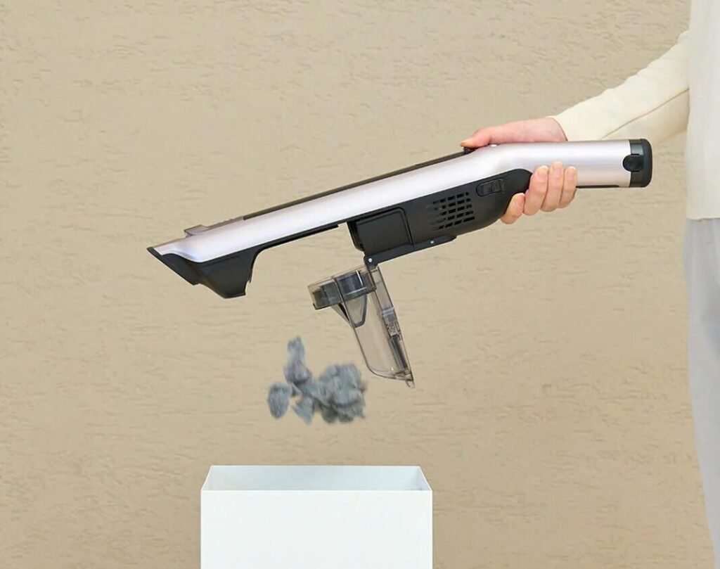 ワンタッチでゴミを捨てられます。